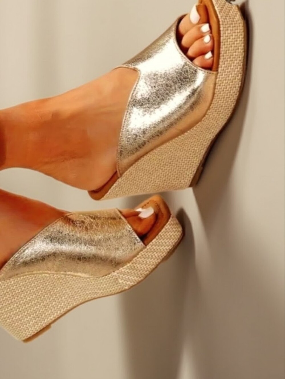 🆕Golden Metallic Wedge Platform Slides